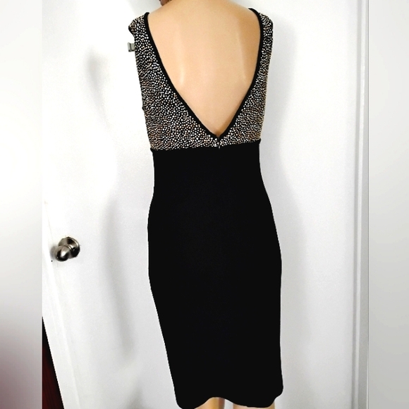 SALE! ST JOHN EVENING 10 HUNDREDS SILVER & GOLD CRYSTAL BLACK SANTANA KNIT DRESS - Picture 4 of 5